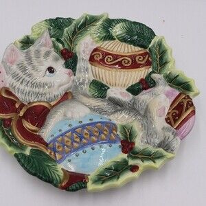 Fitz & Floyd Christmas Holiday Cat with Ornaments Decorative Hanging Wall Plate